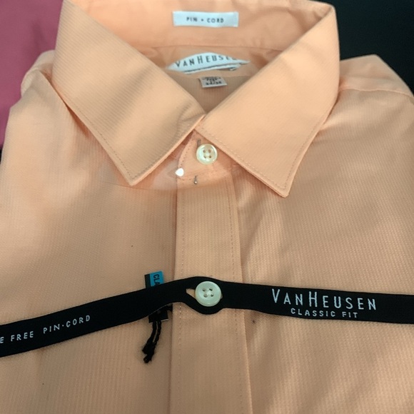 Van Heusen Men’s Classic Fit Dress shirt, 17 34/35, Peach color, NWT - Picture 2 of 3